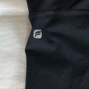 Fabletics Capri yoga pants